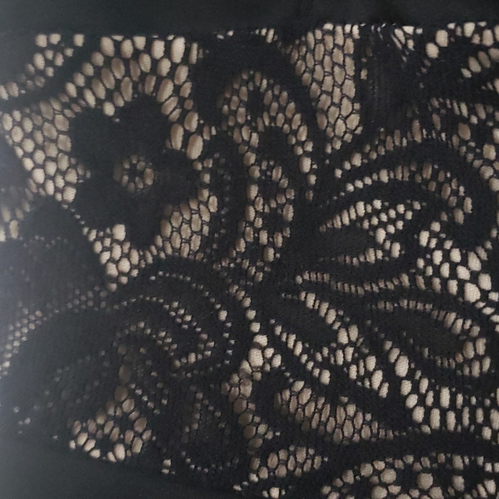 Dress - Picture 4 of 4